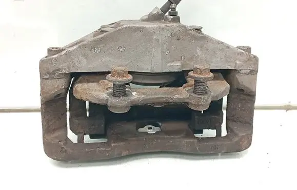 Volvo V40 Front brake caliper