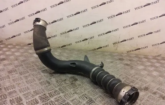BMW X2 F39 Intercooler hose/pipe 865583602