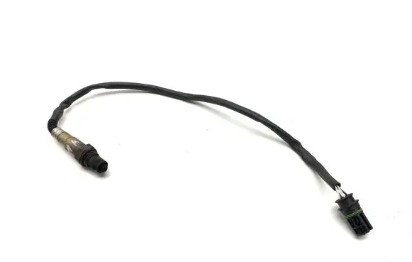 BMW 5 F10 F11 Lambda probe sensor 7576673 0258010351