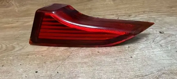 Volvo C70 Tailgate rear/tail lights