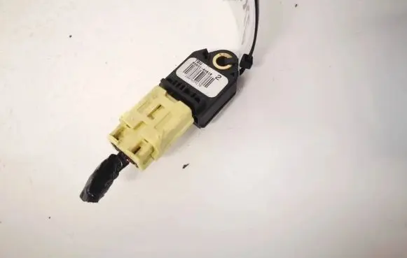 Toyota Yaris Airbag deployment crash/impact sensor 898310h010 89831-0h010