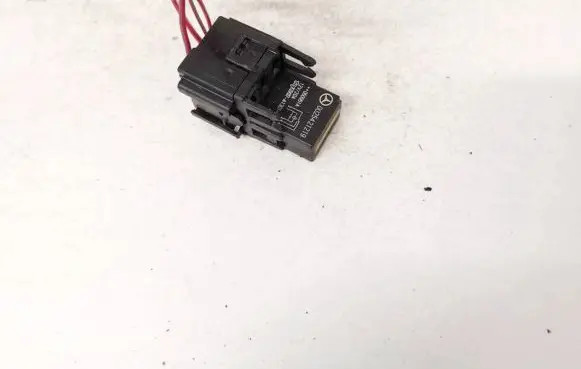 Mercedes-Benz C W203 Other relay 0025421219 4R0007814-02