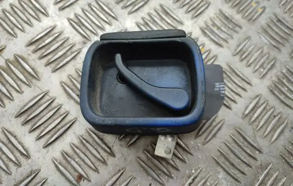 Volkswagen Caddy Tailgate interior release/open handle 2K0827185