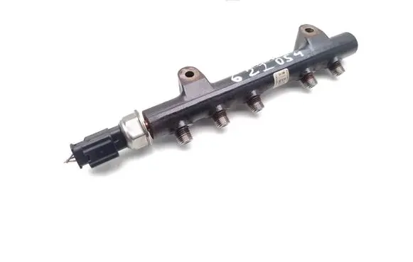 Citroen Xsara Picasso Fuel main line pipe 9684753080 9813735580
