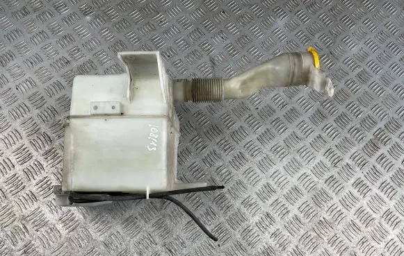 Subaru Impreza III Windshield washer fluid reservoir/tank