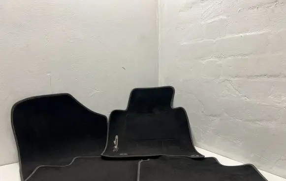KIA Ceed Car floor mat set 151957 151983