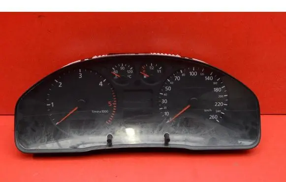 Audi A4 S4 B5 8D Speedometer (instrument cluster) 8D0920900M