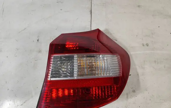 BMW 1 E81 E87 Rear/tail lights 69245021