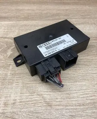 Audi A3 S3 8P Tow bar trailer control unit/module 8P0907383