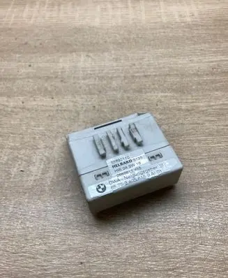 BMW X3 E83 Alarm relay 3405815 55892110