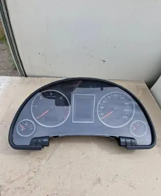 Audi A4 S4 B7 8E 8H Speedometer (instrument cluster) 0263626090 04340502000025