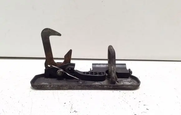 Volkswagen Sharan Engine bonnet/hood lock/latch loop/hook 1Q0823480