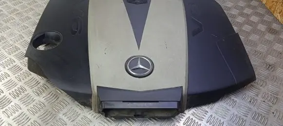 Mercedes-Benz CLS C218 AMG Engine cover (trim) A6420105867