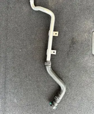Land Rover Range Rover Sport L494 Engine coolant pipe/hose CPLA18B402AC