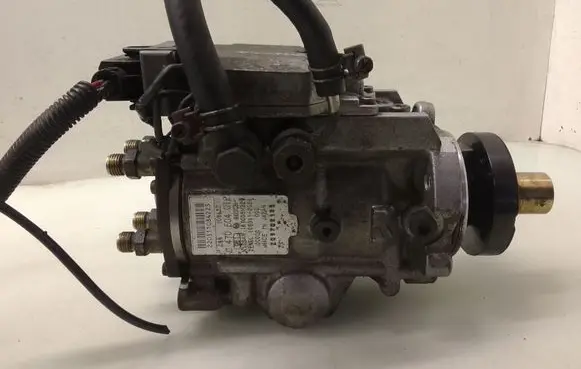 Nissan Almera Tino Fuel injection high pressure pump 0470504012