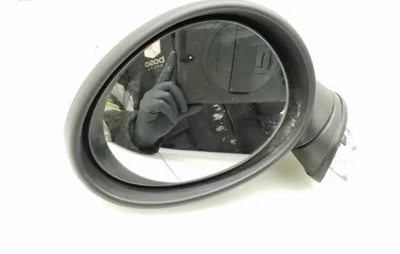 Mini One - Cooper Coupe R56 Front door electric wing mirror