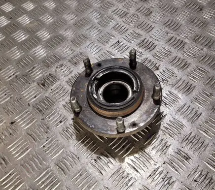 KIA Sorento Front wheel hub