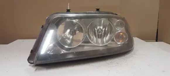 Seat Alhambra (Mk1) Headlight/headlamp 1305235530 1305239198 0301182211