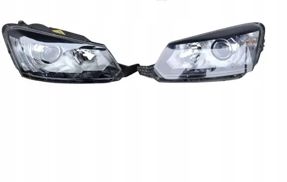 Skoda Yeti (5L) Headlight/headlamp 5L1941015C