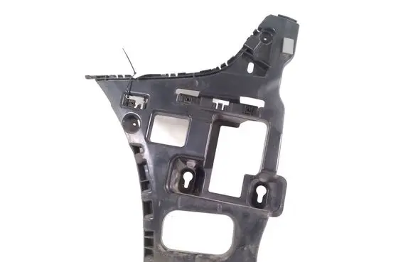 BMW 2 F46 Rear bumper mounting bracket 7318753