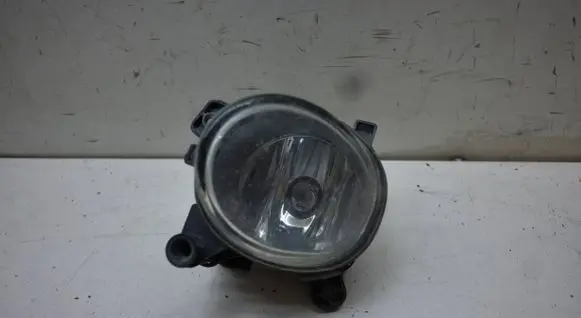 Volkswagen PASSAT CC Front fog light 8T0941699E