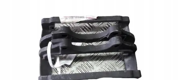 Dodge Magnum Front Brake Caliper Pad/Carrier 05137669ab