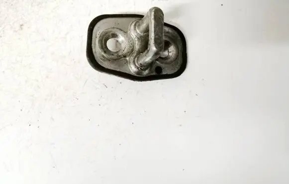 Peugeot Partner Front door lock loop/hook striker 9655466380