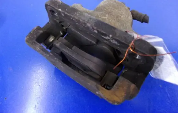 Hyundai Atos Prime Front brake caliper