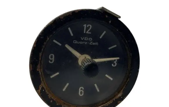 Mercedes-Benz T1 Clock