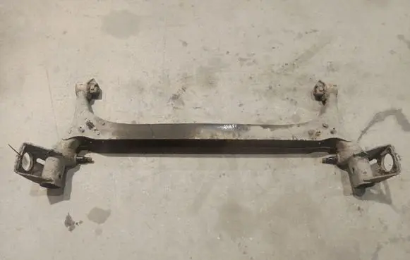 Toyota Corolla Verso AR10 Rear subframe 