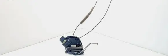 Mazda 3 I Front door lock 3N6AA21813K