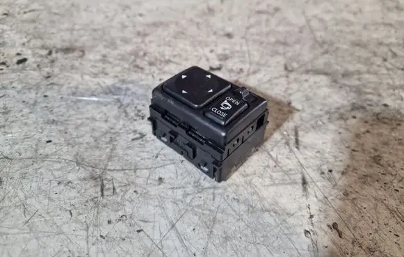 Nissan Tiida C11 Wing mirror switch