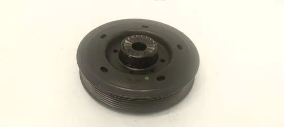 Audi Q3 8U Crankshaft pulley 06H105243L