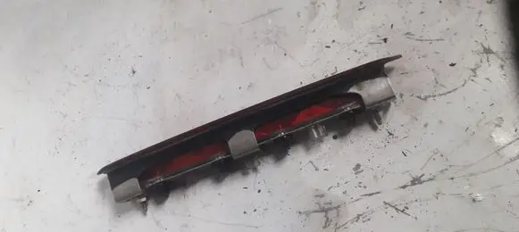 Toyota Corolla Verso E121 Third/center stoplight 020002