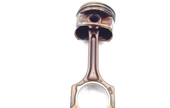 Citroen DS3 Piston with connecting rod 5FN 5FX EP6CDT