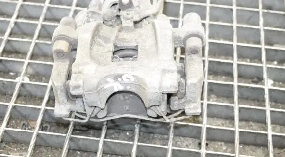 Land Rover Discovery Sport Rear brake caliper