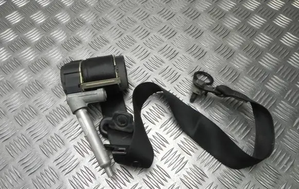 Mercedes-Benz A W168 Front seatbelt A1688603185 M3837