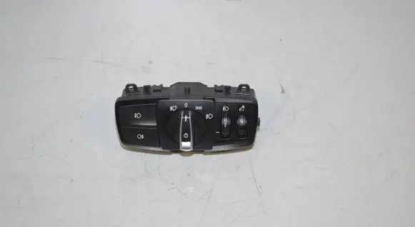 BMW 2 F45 Light switch 9390204 61319390204 6824890
