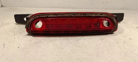 Lancia Thema Third/center stoplight