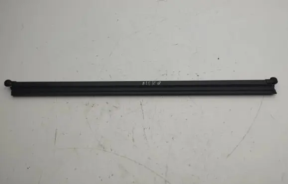 Audi A1 Rubber seal rear door 