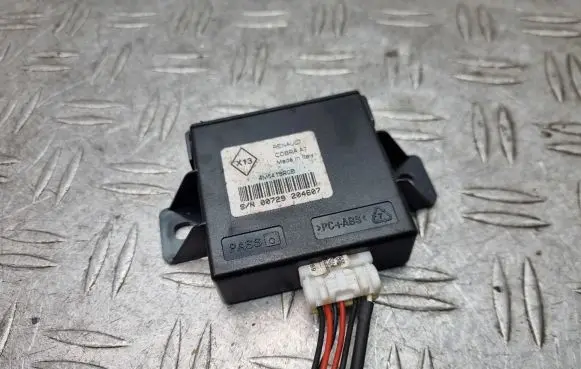 Renault Scenic III - Grand scenic III Alarm control unit/module 4M5418R0B
