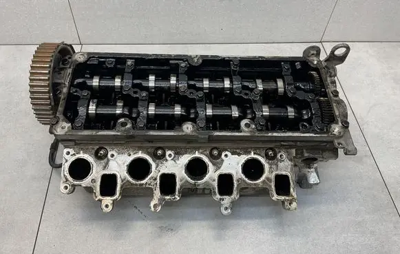 Audi A1 Engine head 03L103373A