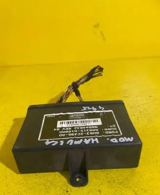 Jaguar XK - XKR Hand brake control module 8W832C496AD
