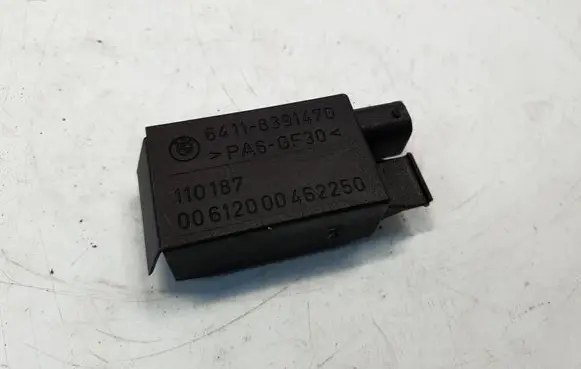 BMW 5 E39 AUC sensor 8391470 64118391470