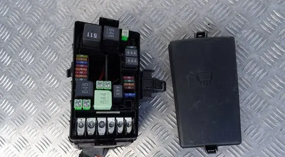 Volkswagen Golf VII Fuse box set
