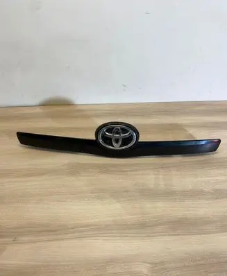 Toyota Verso Tailgate trim 768110f060
