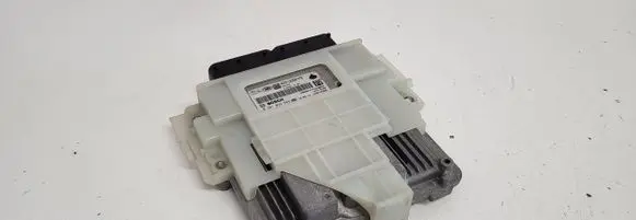 Land Rover Discovery Sport Engine control unit/module HX7312C520FFB 16750158 0281033584
