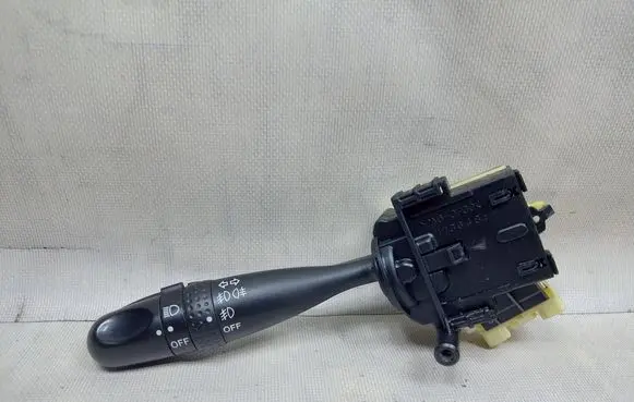 Toyota Yaris Verso Indicator stalk 1736482