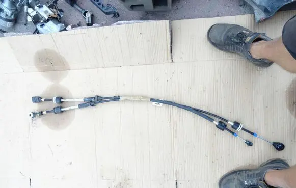 Ford Escort Gear shift cable linkage JT7R-7E395-BB