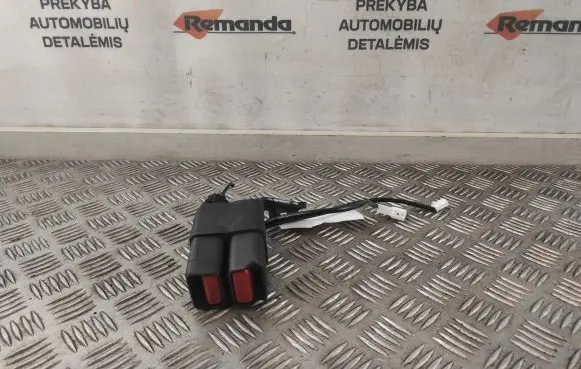Renault Kadjar Middle seatbelt buckle (rear) 3096465